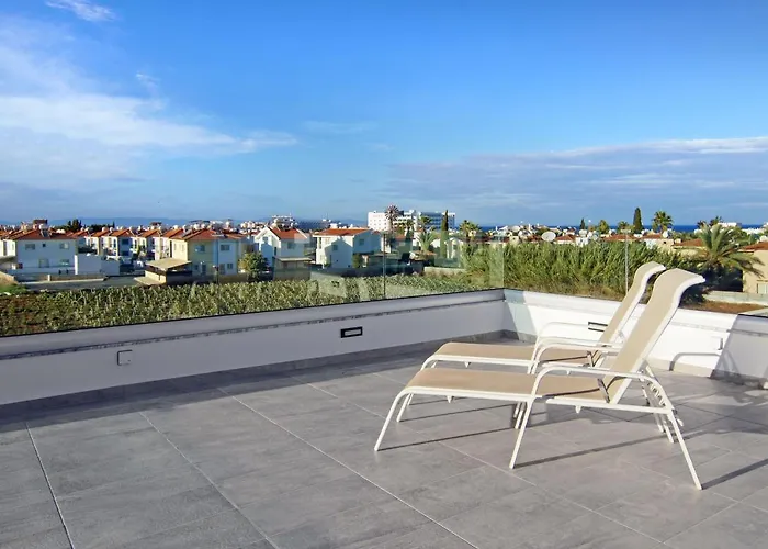 Queen Helena Protaras