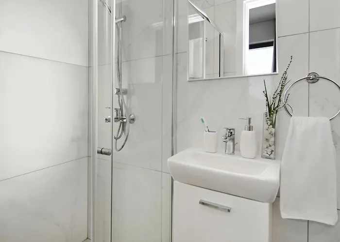 Queen Helena Vila Protaras