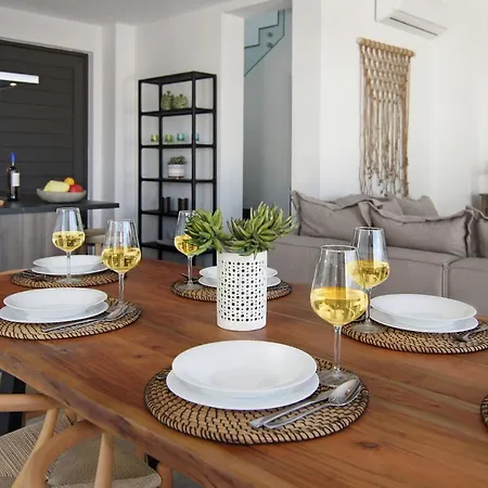 Queen Helena * Protaras