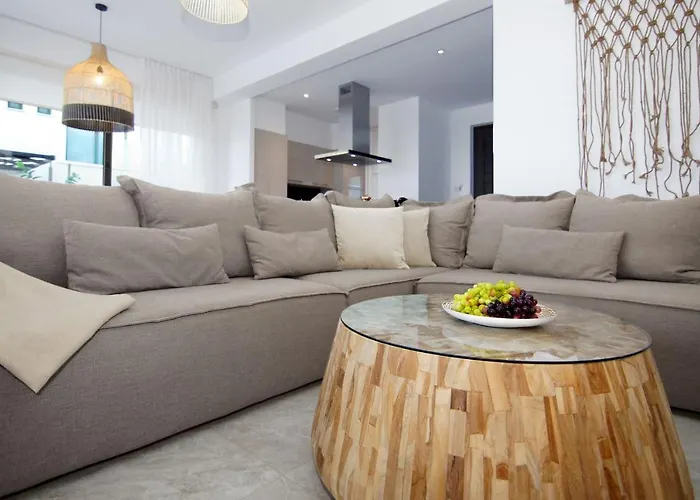 Βίλα Queen Helena *