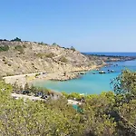 Queen Helena * Protaras