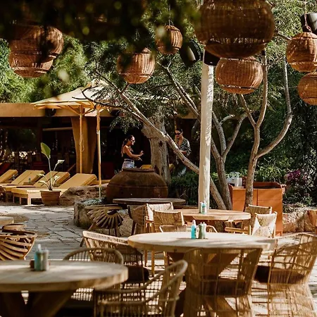 Queen Helena Βίλα Πρωταράς